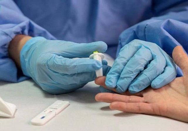 test-rapidos--profesores-andalucia-k4SG-U120117435113QU-1248x770@Ideal