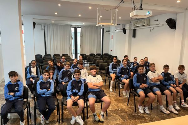 WhatsApp Image 2025-05-06 at 12.00.24